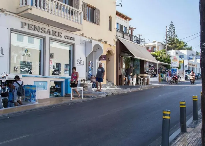 Edem Fira (Santorini)