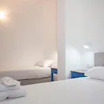 Edem Gæstehus Fira (Santorini)