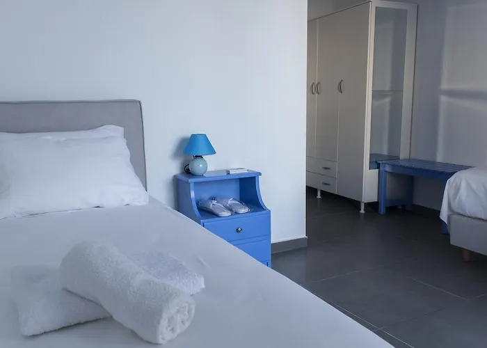 Edem Fira (Santorini)