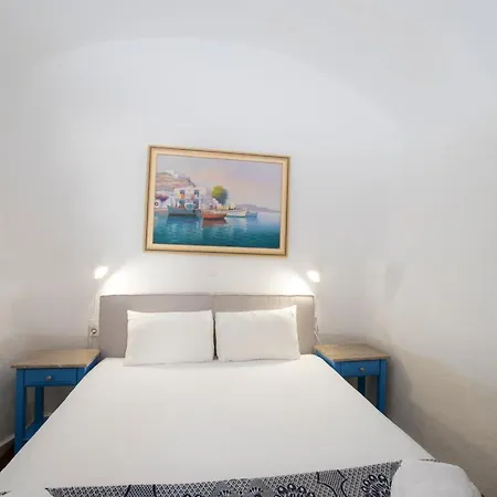 Edem 3* Fira (Santorini)